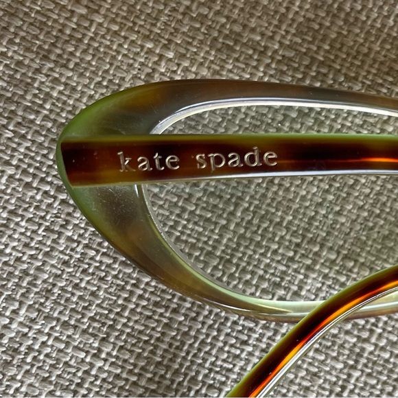 Kate Spade New York glasses. Green tortoise shell with original case. - Picture 2 of 5